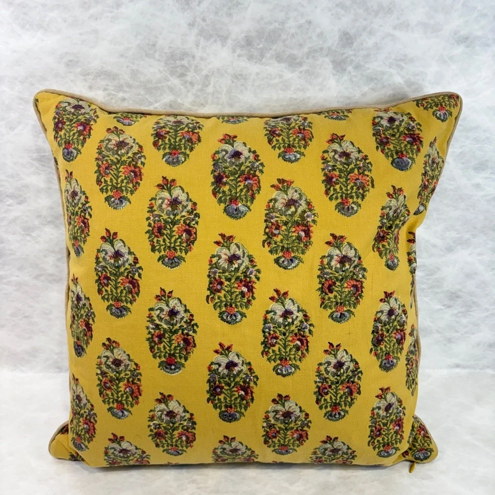 Pottery Barn Yellow Floral Medallion Decorative Throw Pillow Cotton Linen India‎